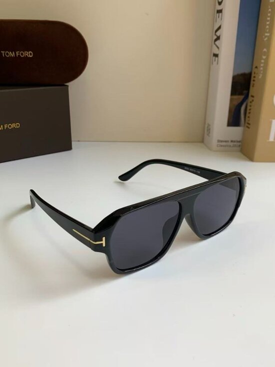 Tom Ford Women\'s Sunglasses main image 4